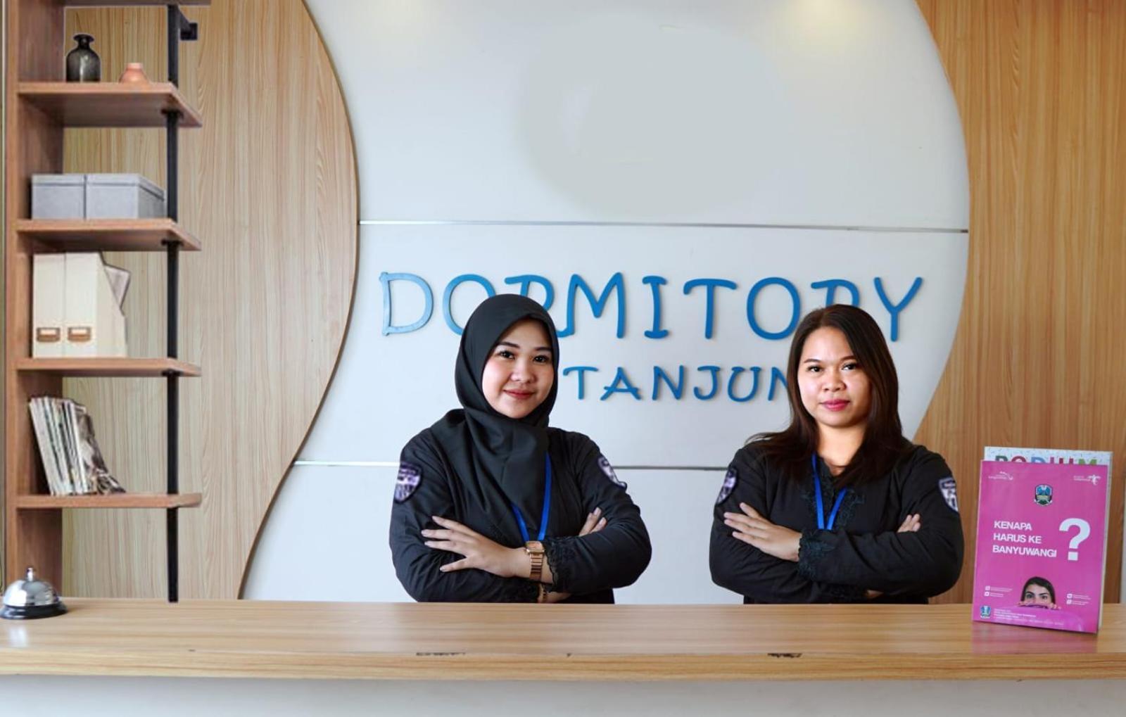 Dormitory Tourism Sritanjung Banyuwangi By Gajahsora Management Eksteriør bilde