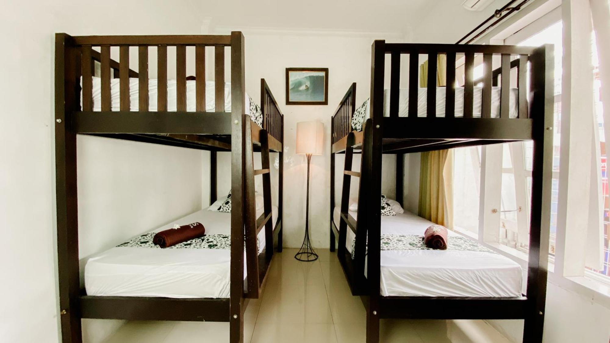 Dormitory Tourism Sritanjung Banyuwangi By Gajahsora Management Eksteriør bilde