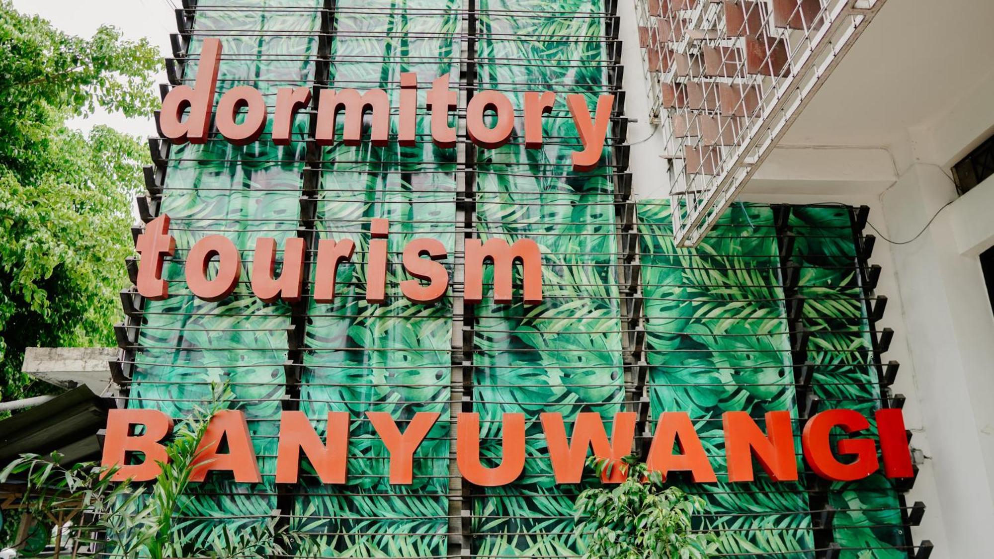 Dormitory Tourism Sritanjung Banyuwangi By Gajahsora Management Eksteriør bilde